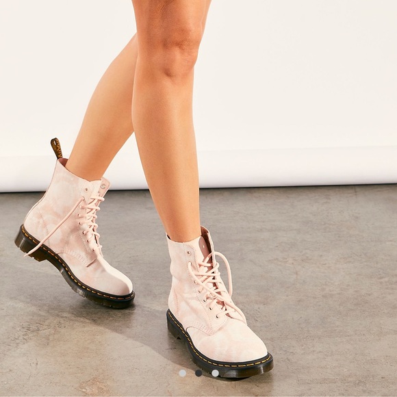 Dr. Martens Pascal 1460 Pink Tye Die - Picture 2 of 6